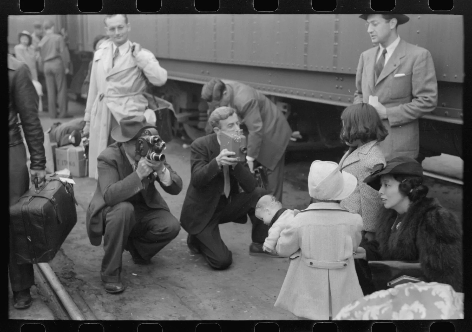 Oakland exhibition recreates Japanese American lives before internment