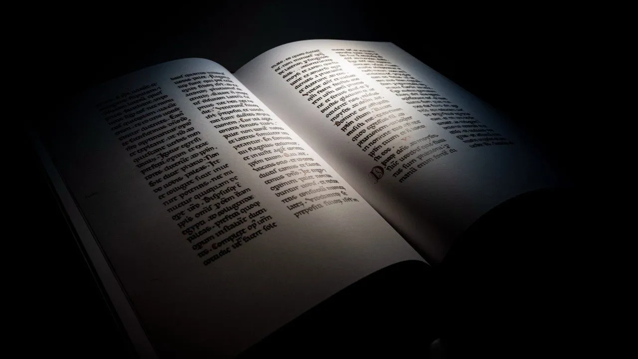 First volume of Aquileia Bible facsimile donated to the Vatican